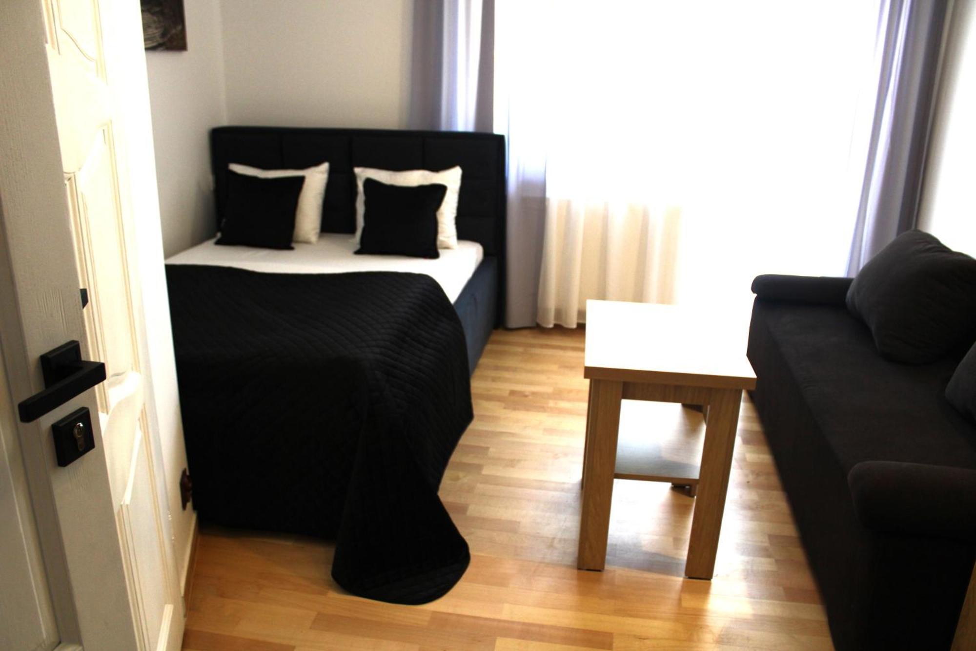 Willa Rubin -Noclegi, Pokoje Krynica Morska, Apartamenty Exterior photo